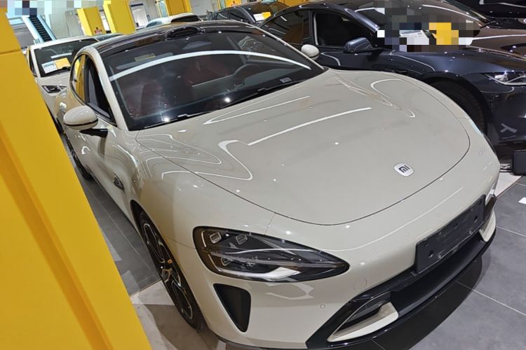 Used Xiaomi Auto SU7 2024 Rear-Drive Ultra-Long Range Advanced Pro-Level Intelligent Driving Version Front Right 45 Deg