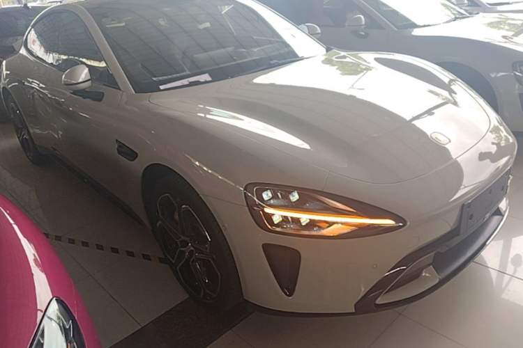 Used Xiaomi Auto SU7 2024 Four-Wheel Drive Ultra-Long Range Advanced Intelligent Driving Max Edition Front Right 45 Deg