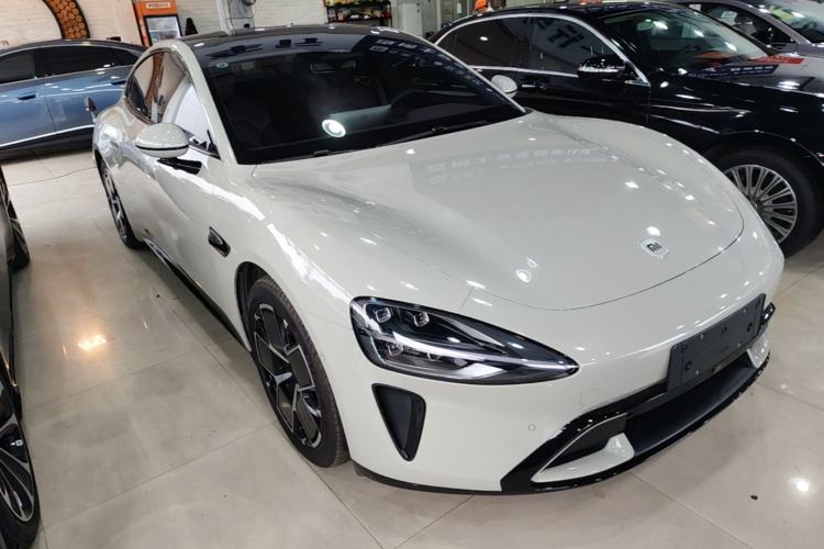 Used Xiaomi Auto SU7 2024 Rear-Drive Long-Range Intelligent Driving Version Front Right 45 Deg