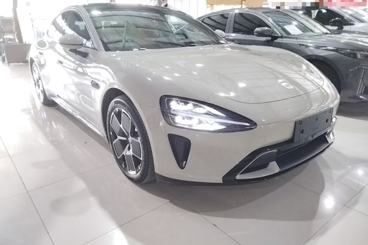 Used Xiaomi Auto SU7 2024 Rear-Drive Long-Range Intelligent Driving Version Front Right 45 Deg