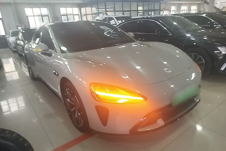 Used Xiaomi Auto SU7 2024 Rear-Drive Long-Range Intelligent Driving Version Front Right 45 Deg
