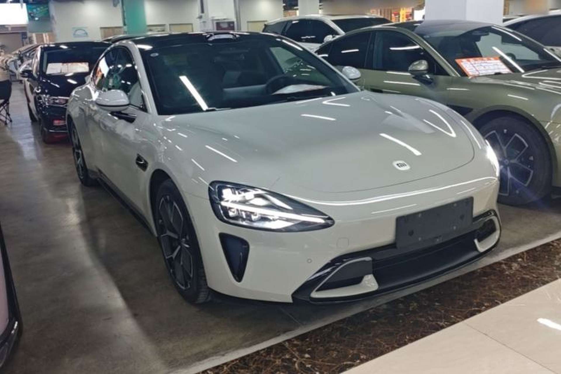 Used Xiaomi Auto SU7 2024 Rear-Drive Ultra-Long Range Advanced Pro-Level Intelligent Driving Version Front Right 45 Deg