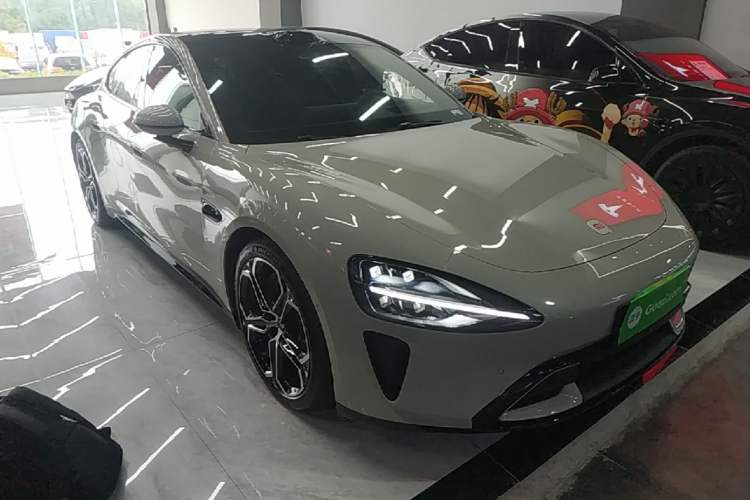 Used Xiaomi Auto SU7 2024 Four-Wheel Drive Ultra-Long Range Advanced Intelligent Driving Max Edition Front Right 45 Deg