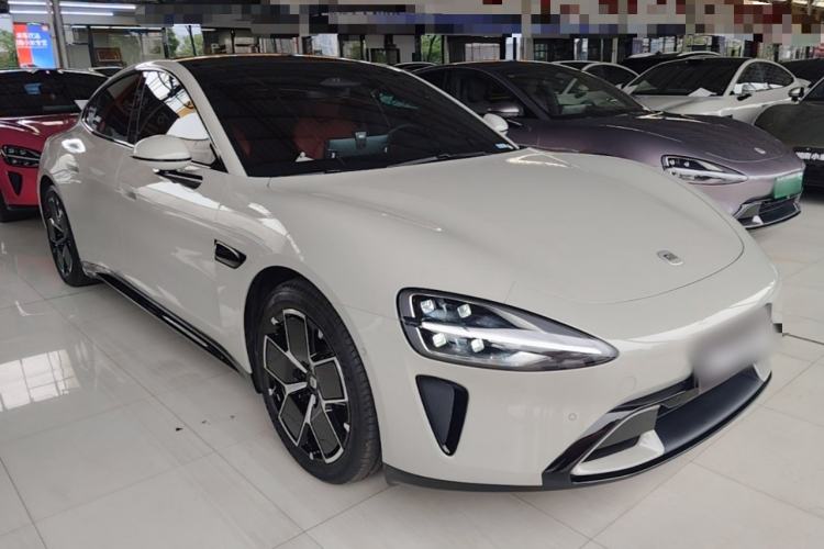 Used Xiaomi Auto SU7 2024 Rear-Drive Long-Range Intelligent Driving Version Front Right 45 Deg
