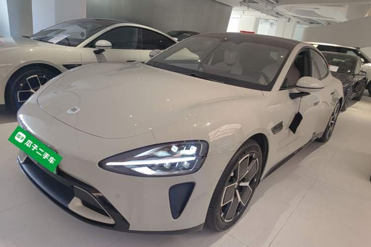 Xiaomi Auto SU7 2024 Rear-Drive Standard Founder Edition