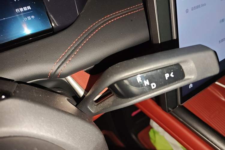 Used Xiaomi Auto SU7 2024 Rear-Drive Long-Range Intelligent Driving Version Gear Lever