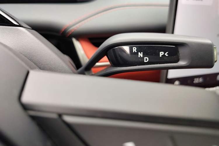 Used Xiaomi Auto SU7 2024 Rear-Drive Ultra-Long Range Advanced Pro-Level Intelligent Driving Version Gear Lever
