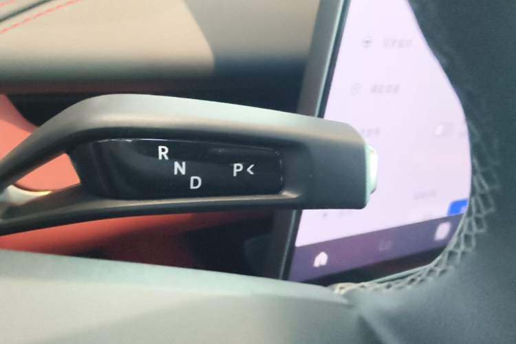 Used Xiaomi Auto SU7 2024 Four-Wheel Drive Ultra-Long Range Advanced Intelligent Driving Max Edition Gear Lever