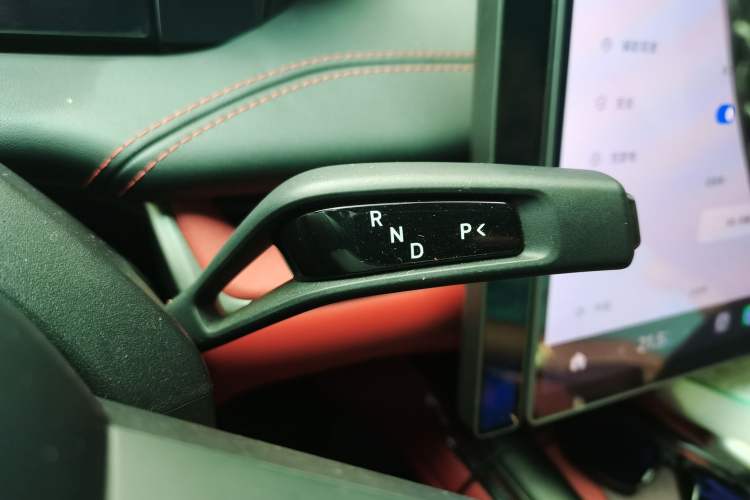 Used Xiaomi Auto SU7 2024 Four-Wheel-Drive Max Founder's Edition Gear Lever