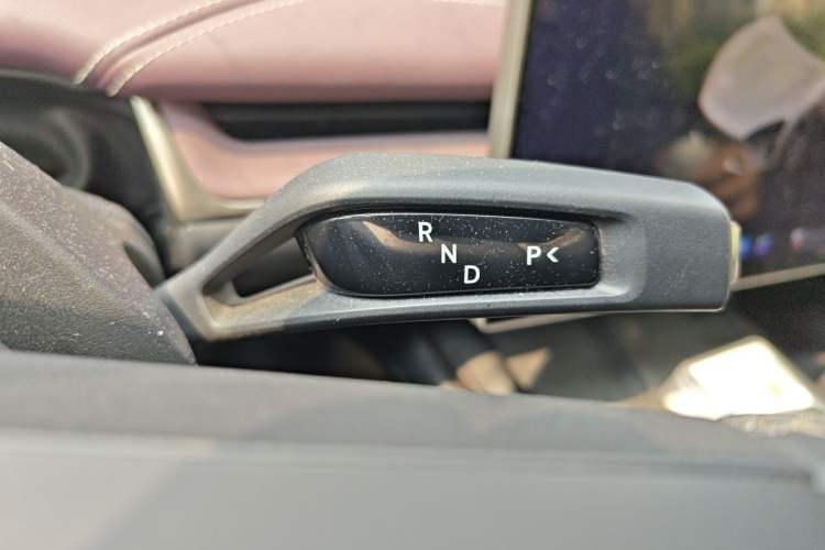 Used Xiaomi Auto SU7 2024 Rear-Drive Long-Range Intelligent Driving Version Gear Lever