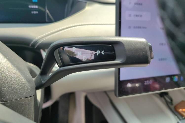 Used Xiaomi Auto SU7 2024 Rear-Drive Long-Range Intelligent Driving Version Gear Lever