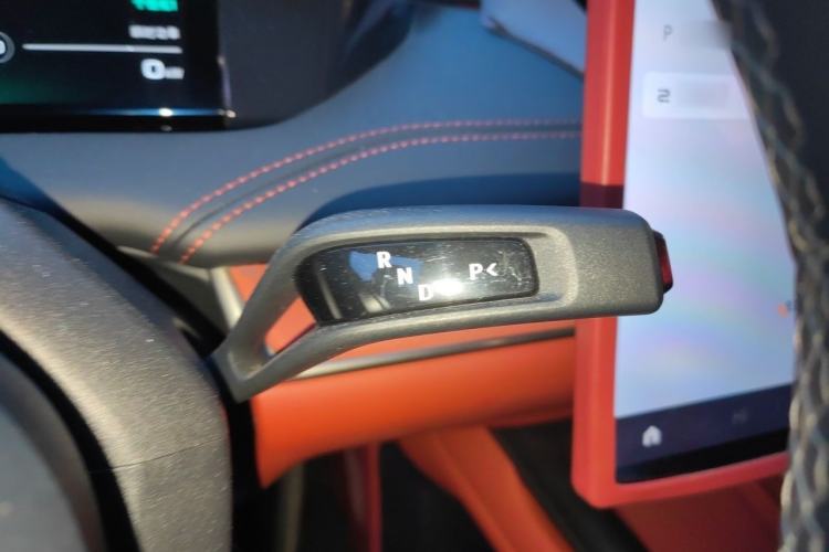 Used Xiaomi Auto SU7 2024 Rear-Drive Long-Range Intelligent Driving Version Gear Lever