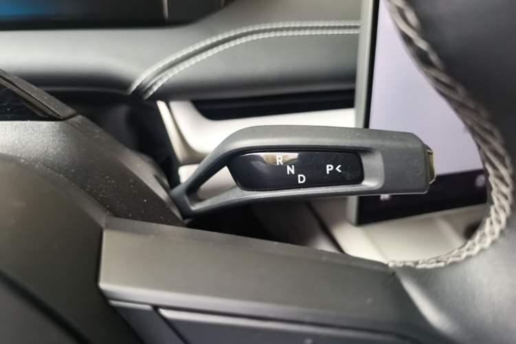 Used Xiaomi Auto SU7 2024 Rear-Drive Ultra-Long Range Advanced Pro-Level Intelligent Driving Version Gear Lever