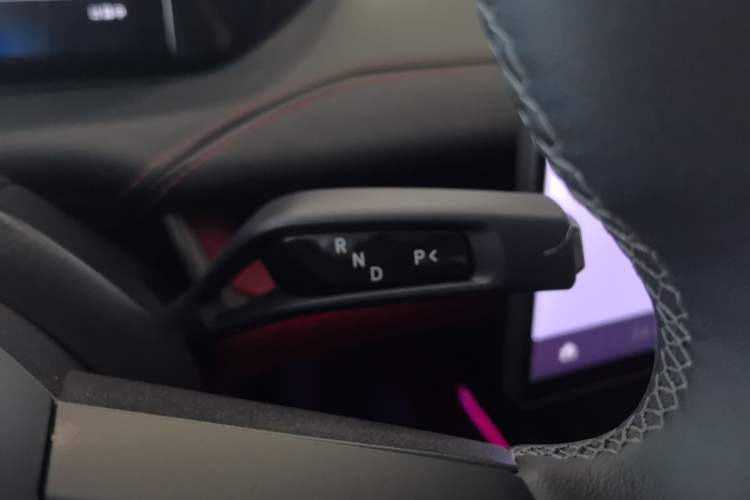 Used Xiaomi Auto SU7 2024 Rear-Drive Long-Range Intelligent Driving Version Gear Lever