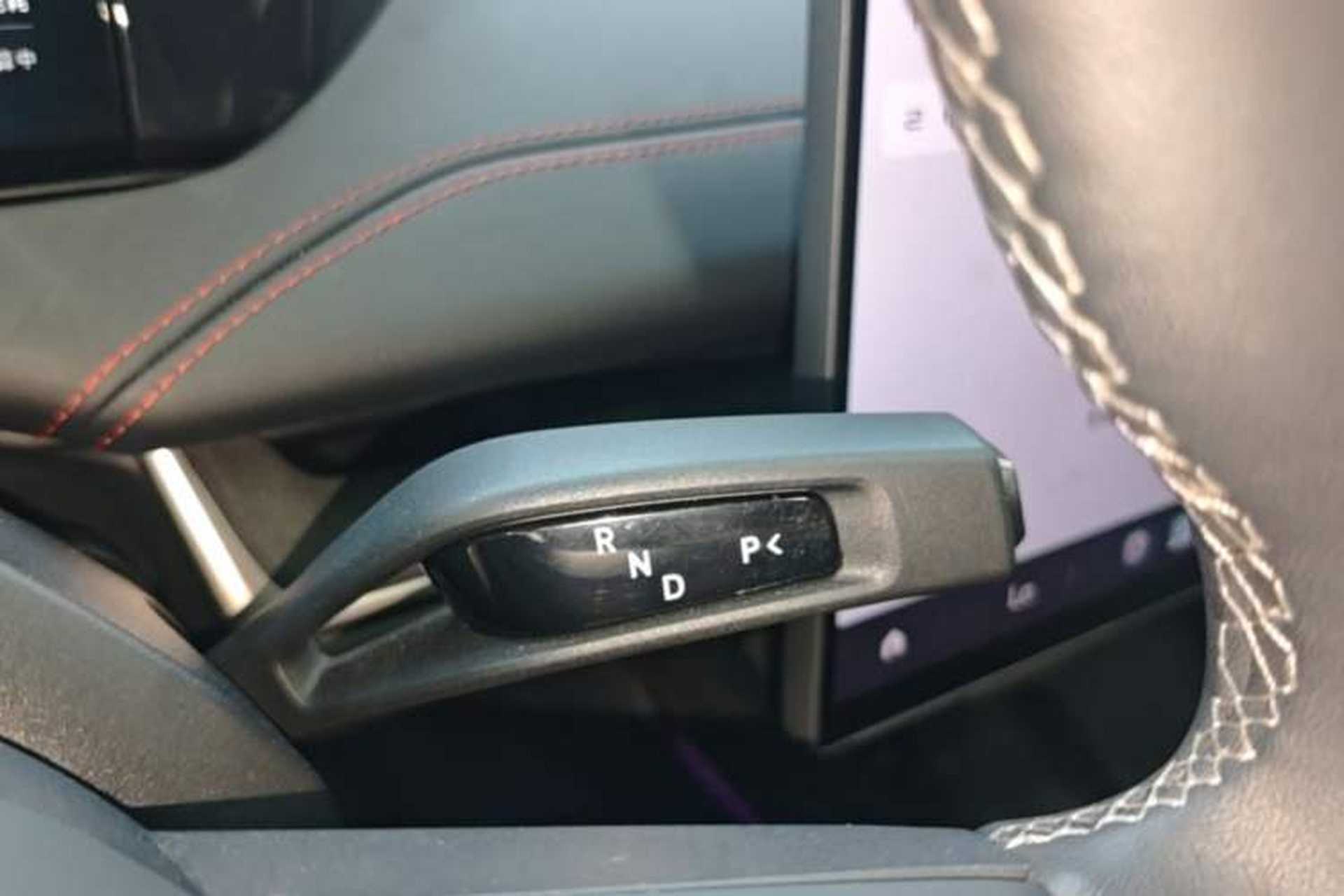 Used Xiaomi Auto SU7 2024 Rear-Drive Ultra-Long Range Advanced Pro-Level Intelligent Driving Version Gear Lever