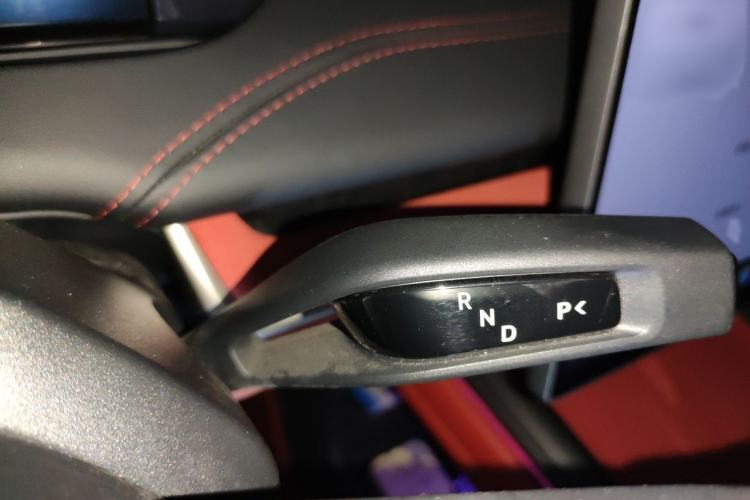 Used Xiaomi Auto SU7 2024 Rear-Drive Long-Range Intelligent Driving Version Gear Lever
