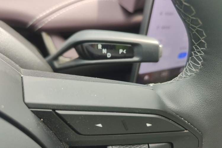 Used Xiaomi Auto SU7 2024 Rear-Drive Ultra-Long Range Advanced Pro-Level Intelligent Driving Version Gear Lever