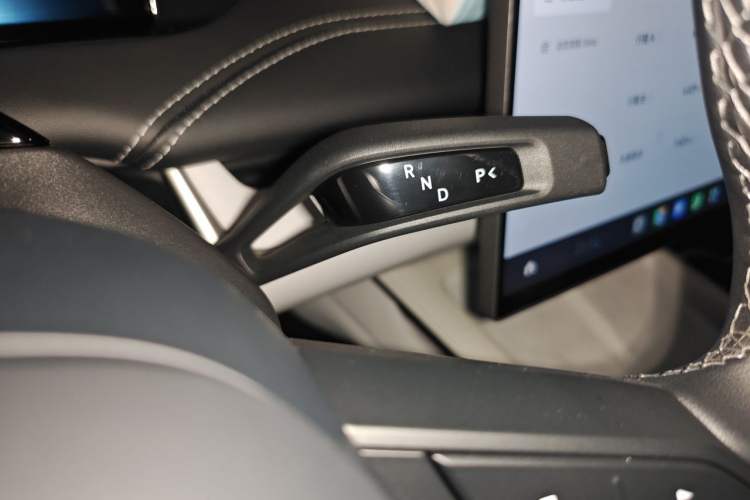 Used Xiaomi Auto SU7 2024 Four-Wheel Drive Ultra-Long Range Advanced Intelligent Driving Max Edition Gear Lever