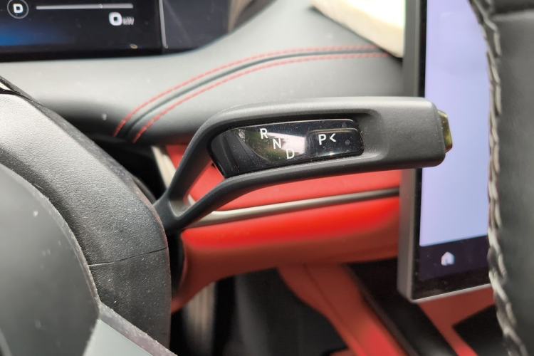 Used Xiaomi Auto SU7 2024 Rear-Drive Long-Range Intelligent Driving Version Gear Lever