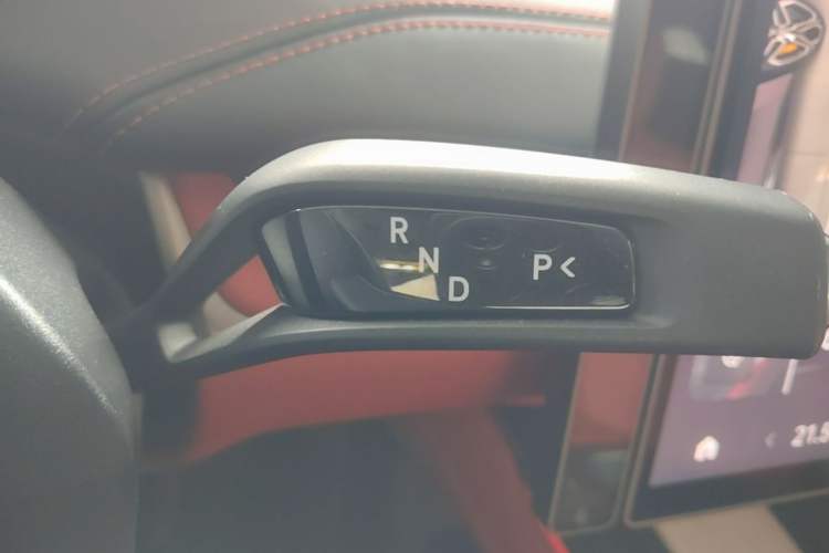 Used Xiaomi Auto SU7 2024 Rear-Drive Long-Range Intelligent Driving Version Gear Lever