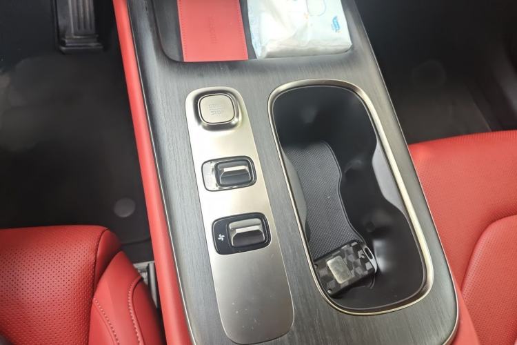 Used Xiaomi Auto SU7 2024 Rear-Drive Long-Range Intelligent Driving Version Gear Lever