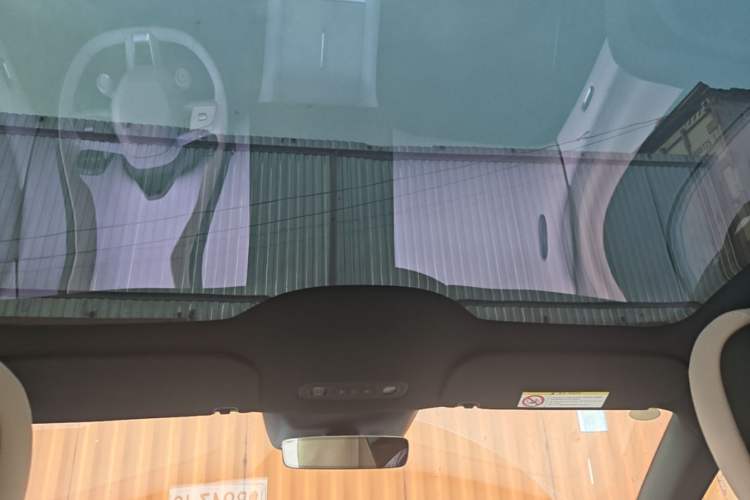 Used Xiaomi Auto SU7 2024 Rear-Drive Long-Range Intelligent Driving Version Headliner
