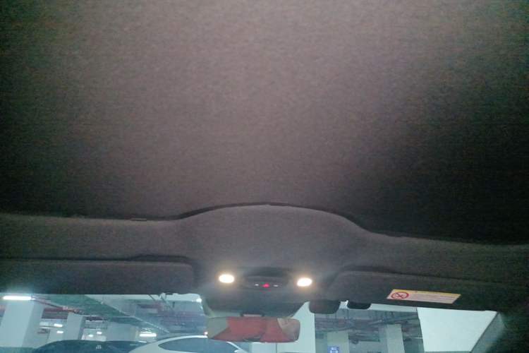 Used Xiaomi Auto SU7 2024 Rear-Drive Long-Range Intelligent Driving Version Headliner