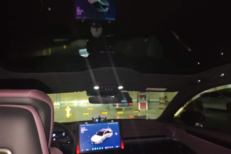 Used Xiaomi Auto SU7 2024 Four-Wheel Drive Ultra-Long Range Advanced Intelligent Driving Max Edition Headliner