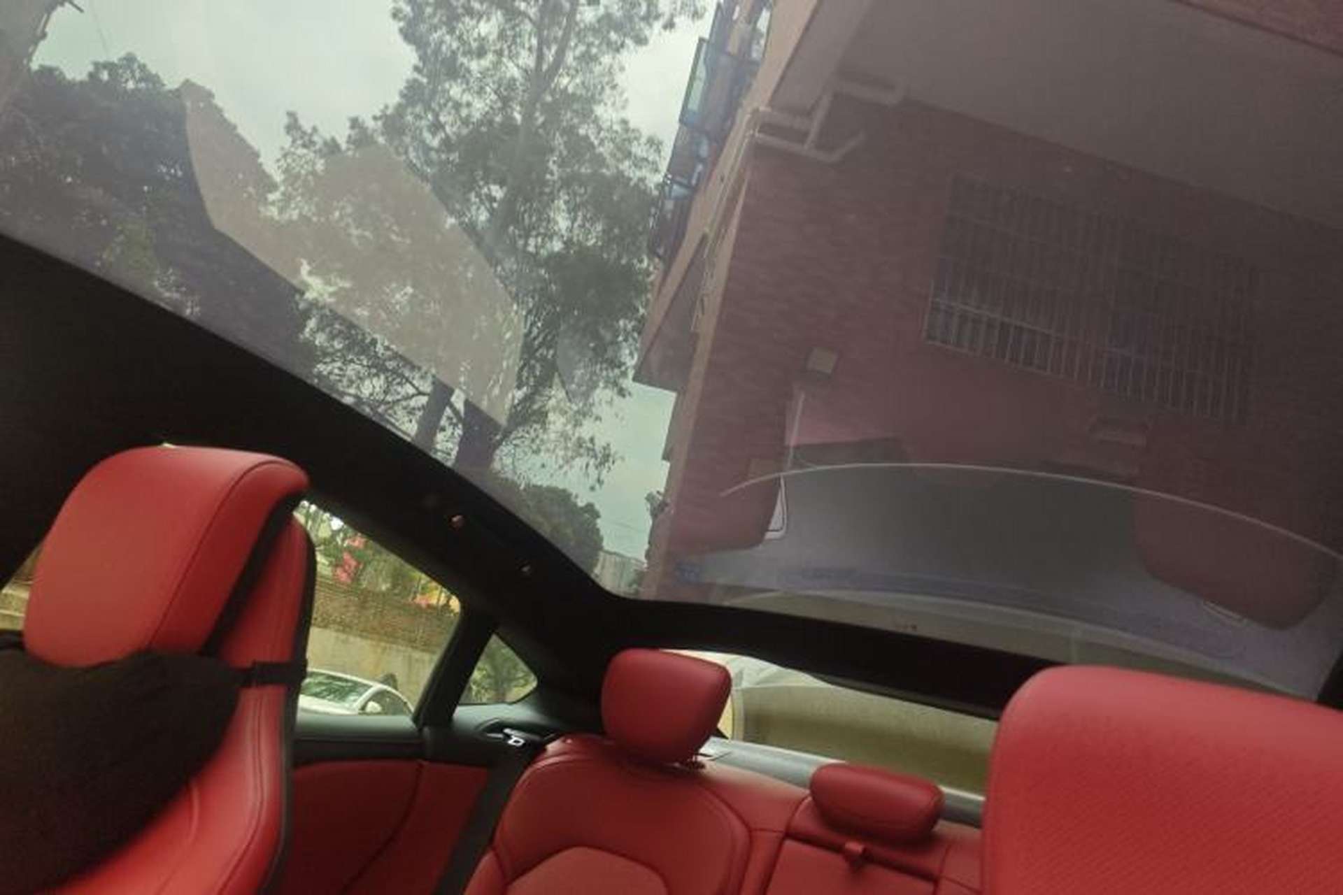 Used Xiaomi Auto SU7 2024 Four-Wheel Drive Ultra-Long Range Advanced Intelligent Driving Max Edition Headliner