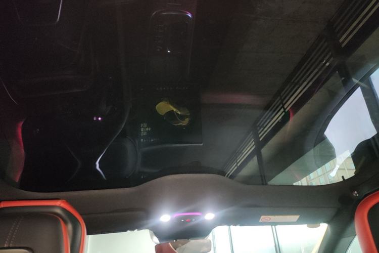 Used Xiaomi Auto SU7 2024 Rear-Drive Ultra-Long Range Advanced Pro-Level Intelligent Driving Version Headliner