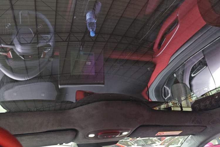 Used Xiaomi Auto SU7 2024 Four-Wheel Drive Ultra-Long Range Advanced Intelligent Driving Max Edition Headliner