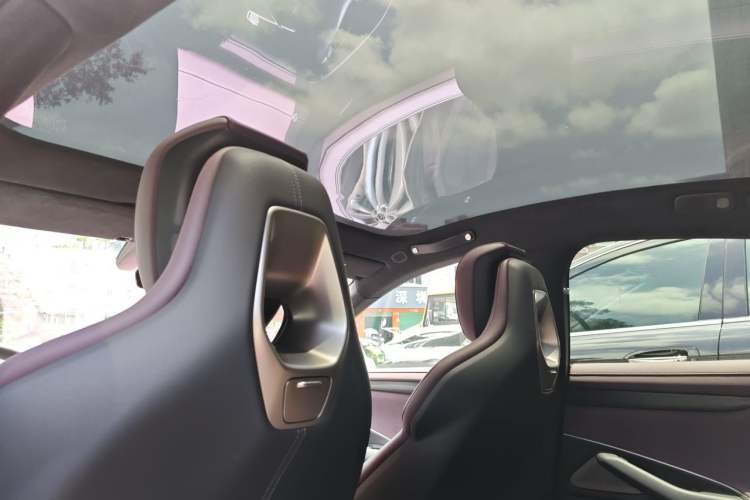 Used Xiaomi Auto SU7 2024 Four-Wheel Drive Ultra-Long Range Advanced Intelligent Driving Max Edition Headliner