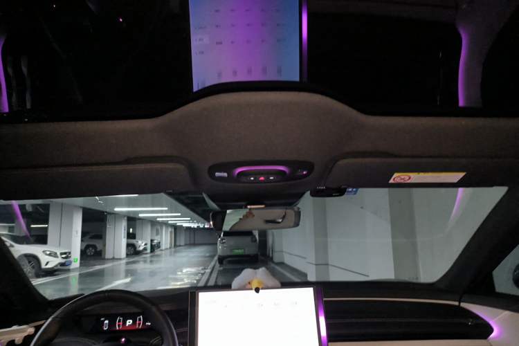 Used Xiaomi Auto SU7 2024 Rear-Drive Long-Range Intelligent Driving Version Headliner
