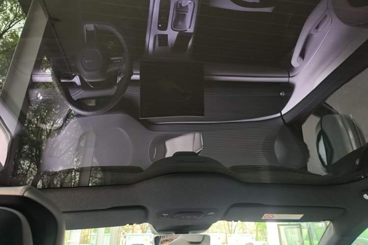 Used Xiaomi Auto SU7 2024 Rear-Drive Ultra-Long Range Advanced Pro-Level Intelligent Driving Version Headliner