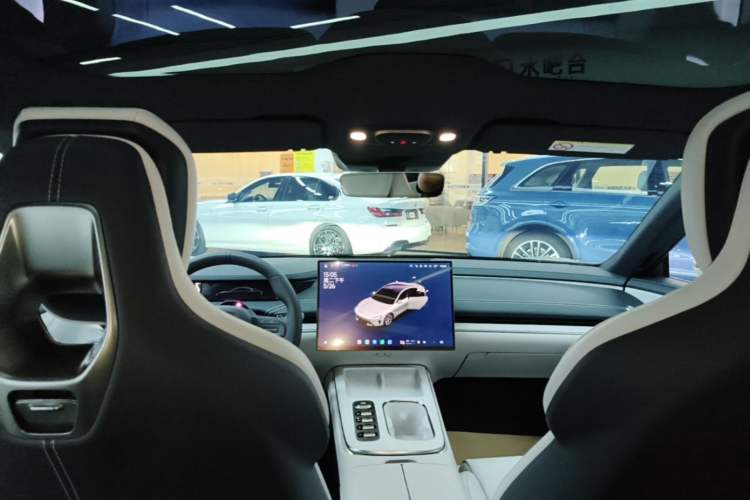 Used Xiaomi Auto SU7 2024 Rear-Drive Ultra-Long Range Advanced Pro-Level Intelligent Driving Version Headliner