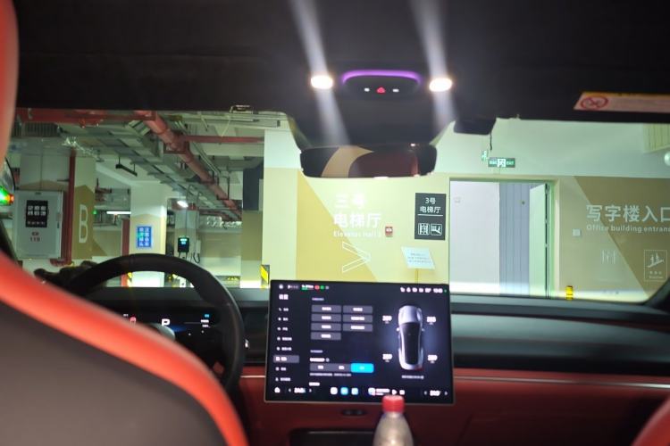 Used Xiaomi Auto SU7 2024 Four-Wheel Drive Ultra-Long Range Advanced Intelligent Driving Max Edition Headliner