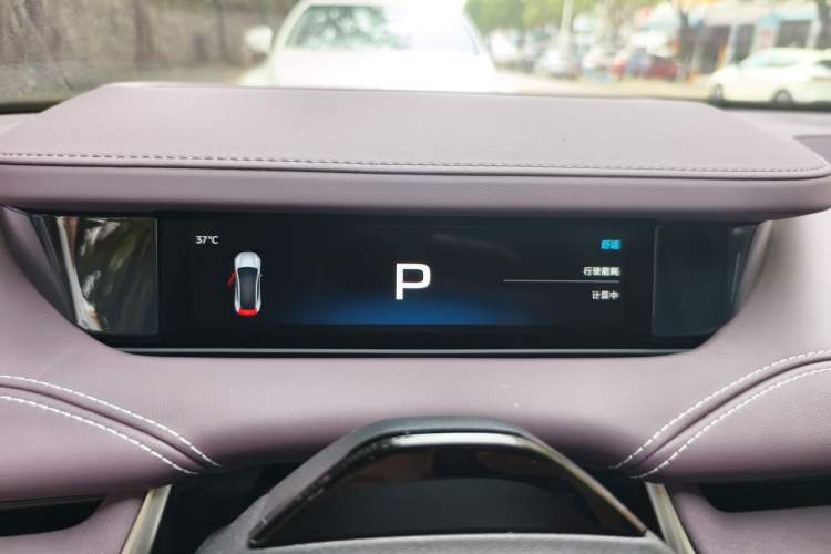Used Xiaomi Auto SU7 2024 Four-Wheel Drive Ultra-Long Range Advanced Intelligent Driving Max Edition Instrument Cluster