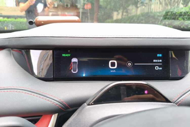 Used Xiaomi Auto SU7 2024 Rear-Drive Long-Range Intelligent Driving Version Instrument Cluster