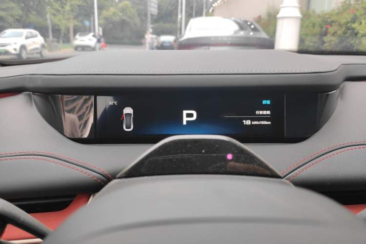 Used Xiaomi Auto SU7 2024 Rear-Drive Long-Range Intelligent Driving Version Instrument Cluster