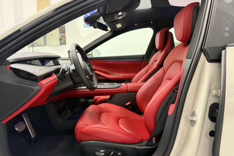 Used Xiaomi Auto SU7 2024 Four-Wheel Drive Ultra-Long Range Advanced Intelligent Driving Max Edition Interior 10
