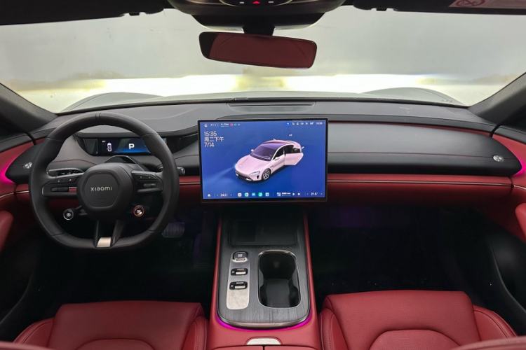 Used Xiaomi Auto SU7 2024 Rear-Drive Long-Range Intelligent Driving Version Interior 2