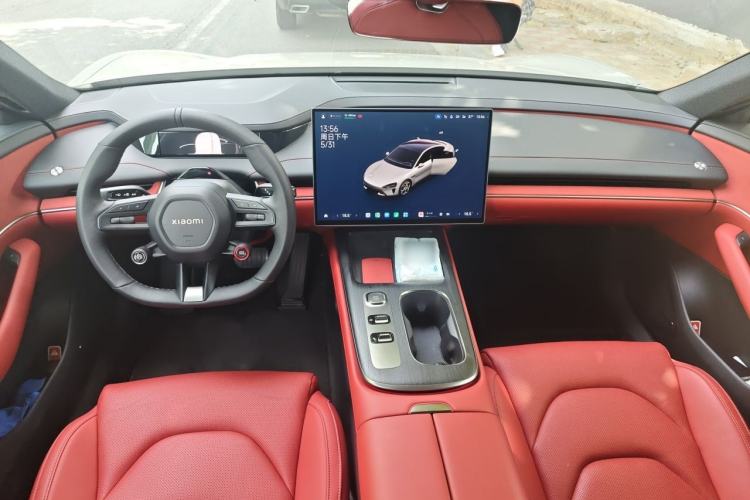 Used Xiaomi Auto SU7 2024 Rear-Drive Long-Range Intelligent Driving Version Interior 2