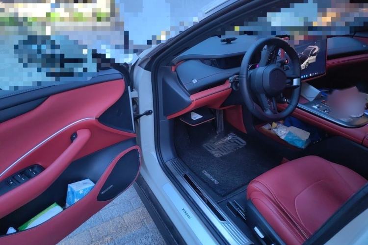 Used Xiaomi Auto SU7 2024 Rear-Drive Long-Range Intelligent Driving Version Interior 3