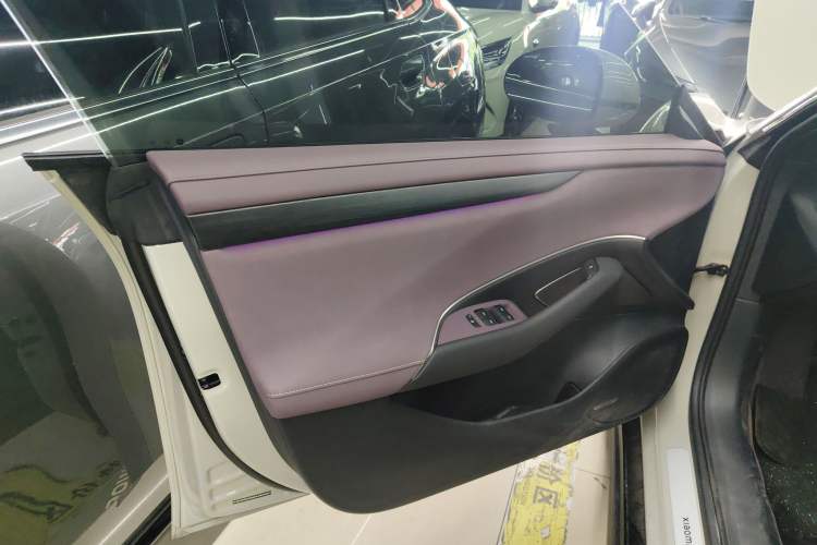 Used Xiaomi Auto SU7 2024 Four-Wheel-Drive Max Founder's Edition Interior 4