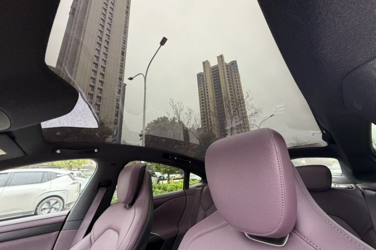 Used Xiaomi Auto SU7 2024 Rear-Drive Ultra-Long Range Advanced Pro-Level Intelligent Driving Version Interior 4