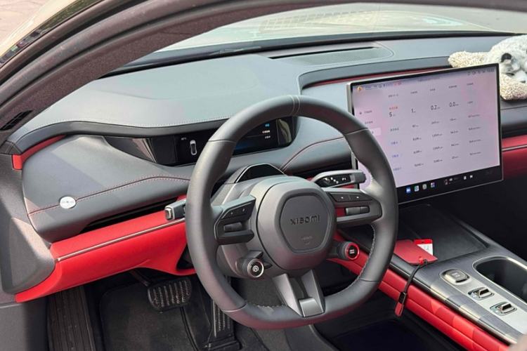 Used Xiaomi Auto SU7 2024 Rear-Drive Long-Range Intelligent Driving Version Interior 5