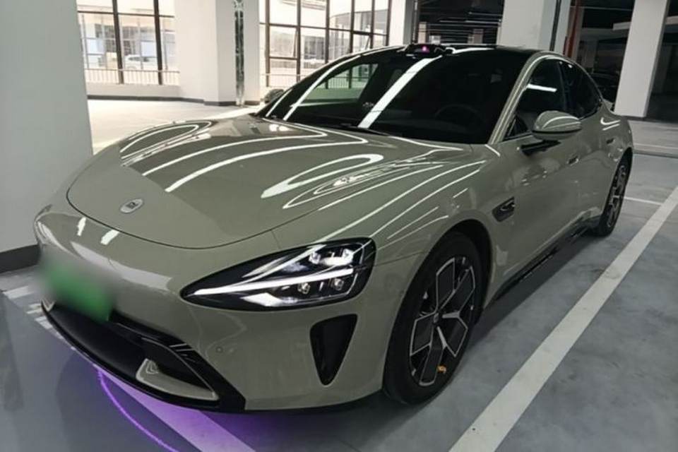 Xiaomi Auto SU7 2024
