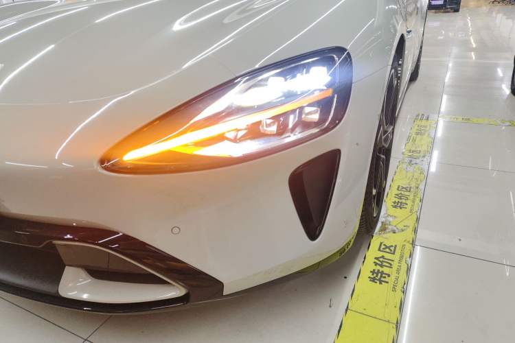 Used Xiaomi Auto SU7 2024 Four-Wheel-Drive Max Founder's Edition Left Front Headlight