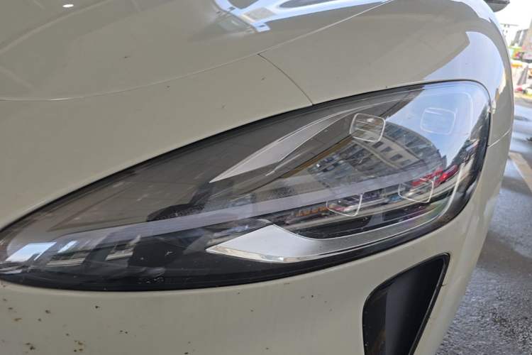 Used Xiaomi Auto SU7 2024 Rear-Drive Long-Range Intelligent Driving Version Left Front Headlight