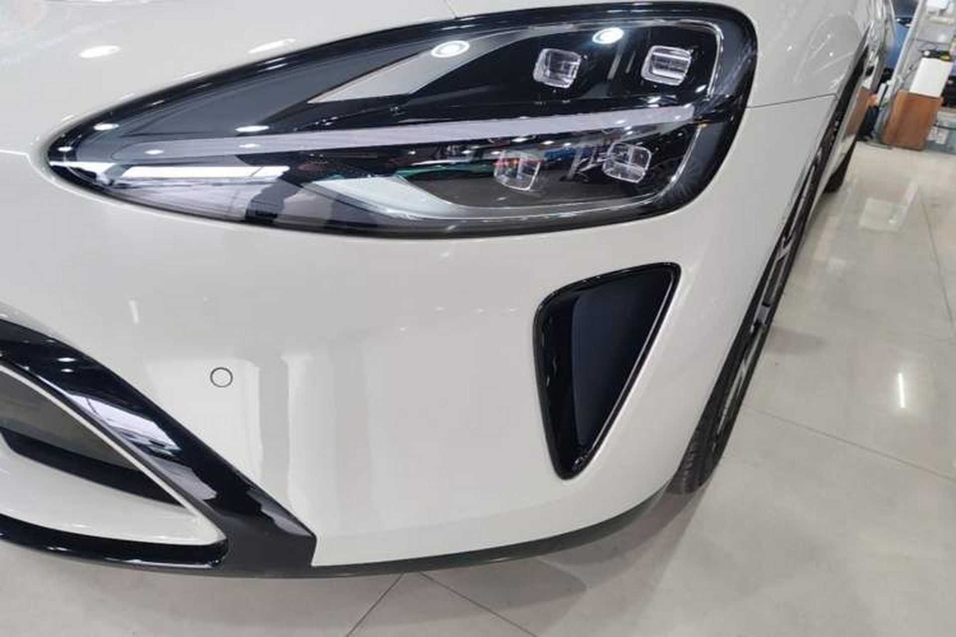 Used Xiaomi Auto SU7 2024 Rear-Drive Long-Range Intelligent Driving Version Left Front Headlight
